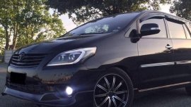Sell Black 2012 Toyota Innova in Quezon City