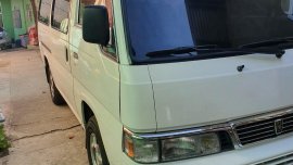 White Nissan Urvan 2012 for sale in Manual