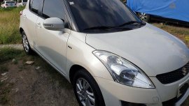White Suzuki Swift 2015 for sale in Manila