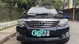 Black Toyota Fortuner 2015 for sale in Automatic