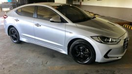 Silver Hyundai Elantra 2017 for sale in Manual