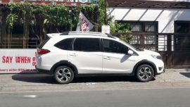 White Honda BR-V 2017 for sale in Automatic