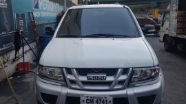 Sell White 2015 Isuzu Crosswind in Quezon City