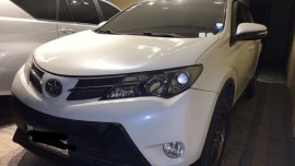 Sell White 2014 Toyota Rav4 in Quezon City