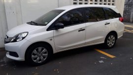 White Honda Mobilio 2015 for sale in Manual