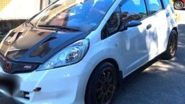 White Honda Jazz 2013 for sale in Pateros