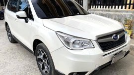 Pearl White Subaru Forester 2015 for sale in Manila
