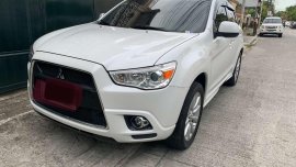 Sell White 2011 Mitsubishi Asx in Quezon City