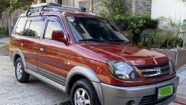 Red Mitsubishi Adventure 2012 for sale in Manual