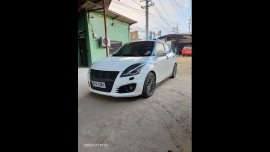 White Suzuki Swift 2015 Hatchback for sale in General Trias