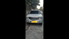 Sell Silver 2005 Ford Everest SUV / MPV in Quezon City