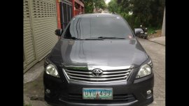 Sell Grey 2013 Toyota Innova SUV / MPV at 82000 in Quezon City