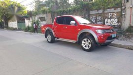 Selling Mitsubishi Strada 2010 in Manila