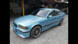 Selling Blue Bmw 3-Series 1998 Sedan at 115000 in Quezon City
