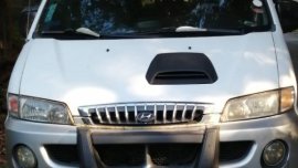 Selling Hyundai Starex 2002 in Marikina