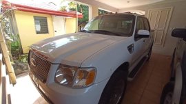 Sell White 2001 Ford Explorer in Bacolod