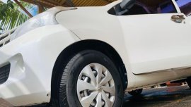 Selling White Toyota Avanza 2014 in Santa Rosa