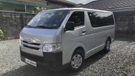 2020 Toyota Hiace Commuter 3.0 MT