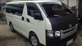 2017 Toyota Hiace Commuter 3.0L M/T