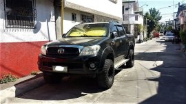 Black Toyota Hilux 2009 for sale in Manual