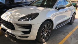 White Porsche Macan 2016 for sale in Manila