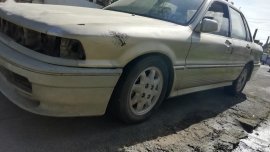 Golden Mitsubishi Galant 1992 for sale in Las Piñas