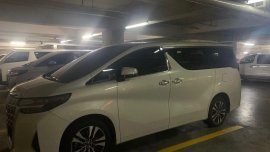 White Toyota Alphard 2019 for sale in Silver City 2