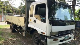 Sell White 2000 Isuzu Forward in Tanauan