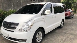 White Hyundai Grand starex 2012 for sale in Manila
