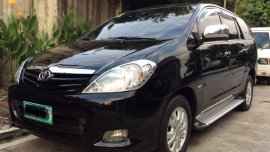 Black Toyota Innova 2011 for sale in Automatic
