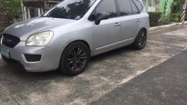 Silver Kia Carens 2008 for sale in Automatic