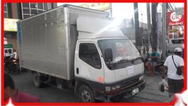 White Mitsubishi Fuso 2000 for sale in Automatic