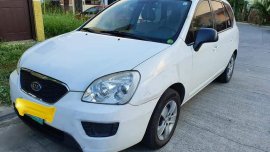 Sell White 2012 Kia Carens in Manila