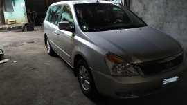 Silver Kia Carnival 2013 for sale in San Fernando