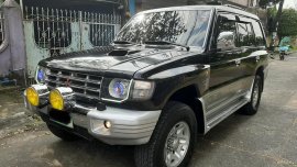 Selling Black Mitsubishi Pajero 2004 in Quezon City