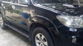 Black Toyota Fortuner 2006 for sale in Bacoor 
