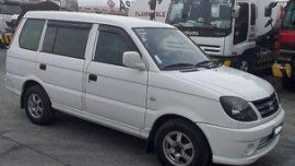 White Mitsubishi Adventure 2010 for sale in Manual