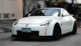 White Nissan 350Z 2004 for sale in Quezon City