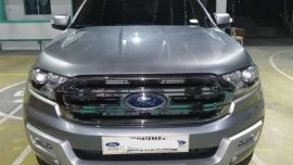 Selling Silver Ford Everest 2016 in Manila