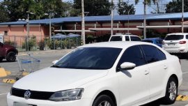 Sell White 2014 Volkswagen Jetta in Las Pinas
