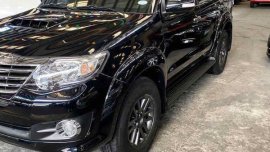 Selling Black Toyota Fortuner 2015 in Mandaluyong