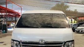 Selling White Toyota Grandia 2014 in Manila