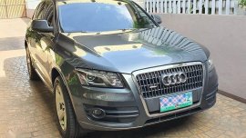 Selling Audi Q5 2012 in Manila