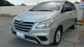 2015 Toyota INNOVA E