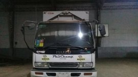 Sell White 1997 Isuzu Forward in Antipolo