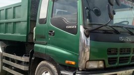 Green Isuzu Giga 2018 for sale in Manual