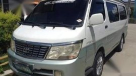 Selling White Toyota Hiace 2017 in Castillejos