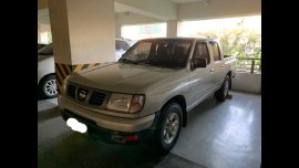 Nissan Frontier 2012 at 70000 km for sale