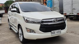 Selling Pearl White Toyota Innova 2017 in Quezon City