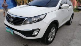Sell White 2013 Kia Sportage in Cebu 